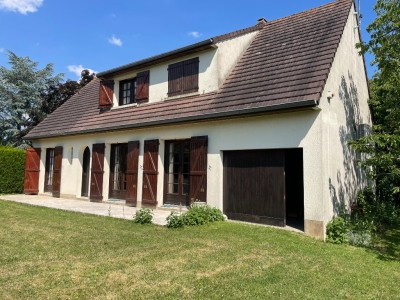 MAISON A VENDRE - ROZAY EN BRIE - 130 m2 - 295000 €