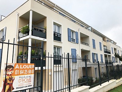 APPARTEMENT T1 A LOUER - ROISSY EN BRIE - 29.95 m2 - 745€ charges comprises par mois
