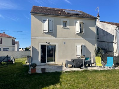 Maison traditionnelle A VENDRE - JOUY LE CHATEL - 95 m2 - 294000€