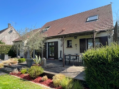 Maison traditionnelle A VENDRE - ROZAY EN BRIE - 105 m2 - 325000€