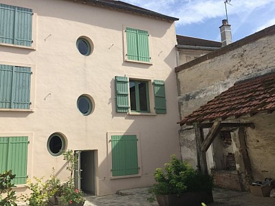 APPARTEMENT T3 A LOUER - ROZAY EN BRIE CENTRE VILLE - 56.75 m2 - 710 € charges comprises par mois