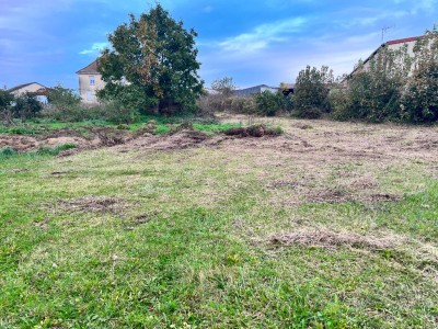 Terrain ZONE ARTISANALE A VENDRE - ROZAY EN BRIE - 1877 m2 - 162000€