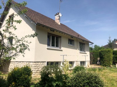 MAISON A LOUER - ST BRICE - 88.82 m2 - 980€ charges comprises par mois