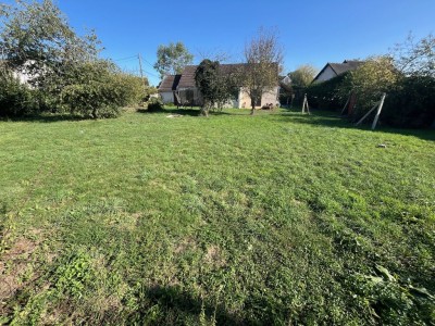TERRAIN A VENDRE - LE PLESSIS FEU AUSSOUX - 563 m2 - 110 000 €