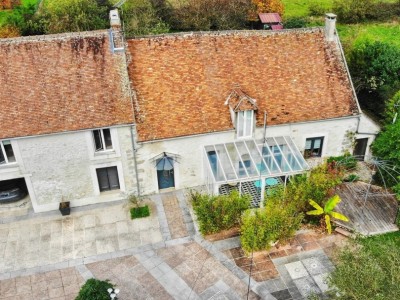 MAISON A VENDRE - CUCHARMOY - 237 m2 - 375 000 €