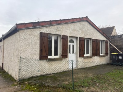 ENSEMBLE IMMOBILIER - 4 logements A VENDRE - LA FERTE GAUCHER - 240 m2 - 316 000 &euro;