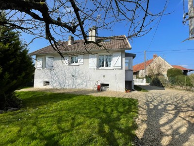 Maison  , 2 chambres + bureau , garage, jardin - ROZAY EN BRIE - 90 m2 - VENDU