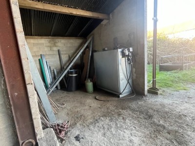 Bâtiments - JOUY LE CHATEL - 300 m2 - VENDU