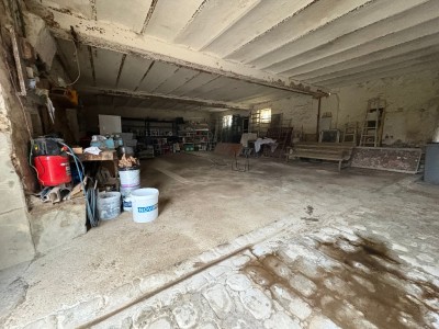 Bâtiments - JOUY LE CHATEL - 300 m2 - VENDU