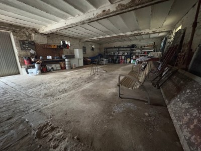 Bâtiments - JOUY LE CHATEL - 300 m2 - VENDU