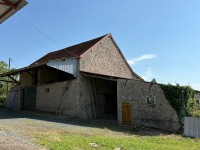 Ensemble de bâtiments + Terre Agricole A VENDRE - LA FERTE GAUCHER - 129 000 €