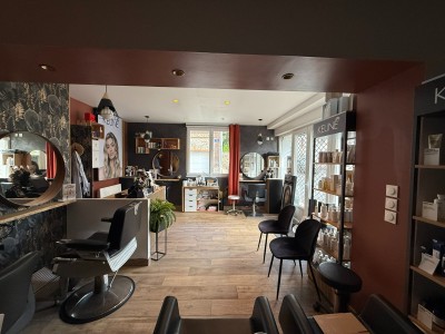 FONDS DE COMMERCE A CEDER - BEAUTE - ESTHETIQUE - COIFFURE - TOUQUIN - 33.14 m2 - 70 000 €