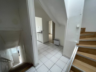 IMMEUBLE A VENDRE - JOUY LE CHATEL - 217 m2 - 238000€