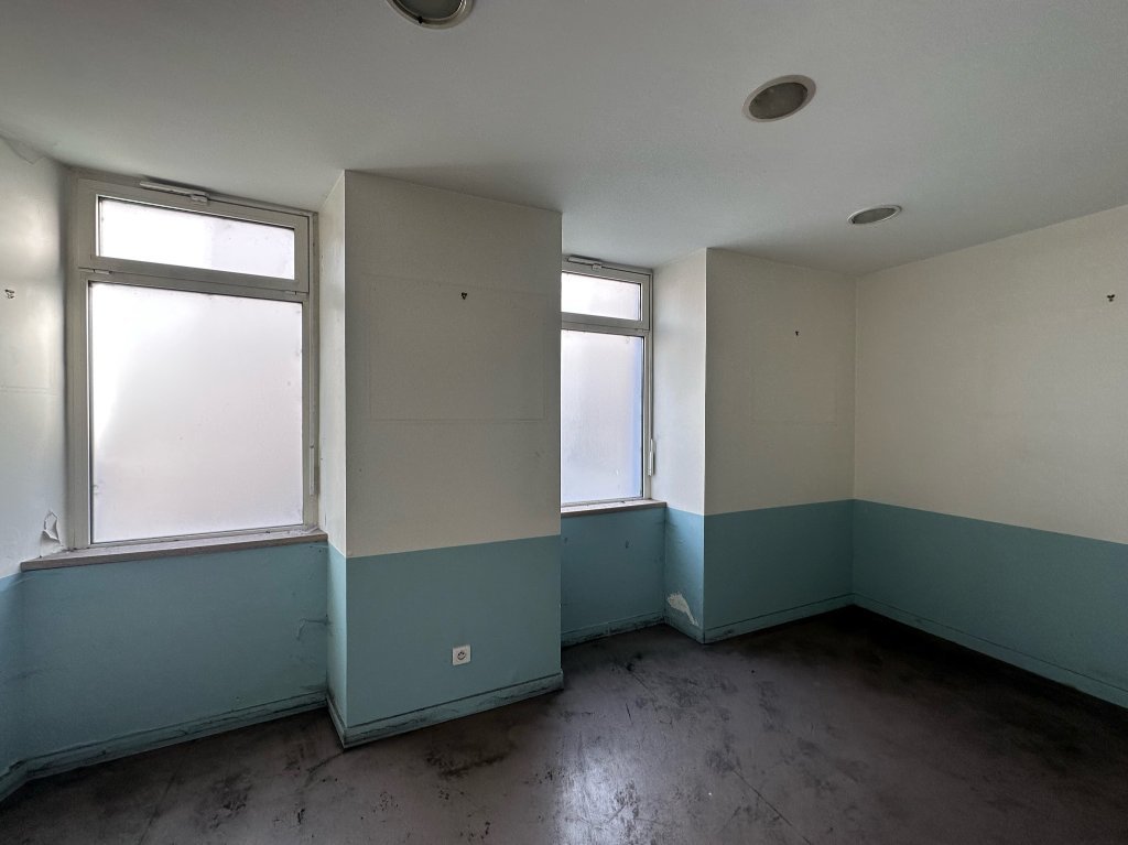 IMMEUBLE A VENDRE - LA FERTE GAUCHER - 239 m2 - 99�000�&euro;