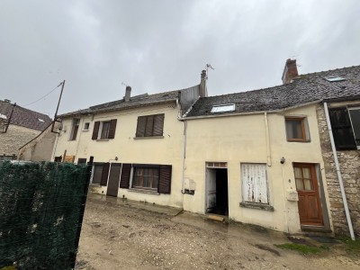 IMMEUBLE DE RAPPORT A VENDRE - JOUY LE CHATEL - 193 m2 - 210000€