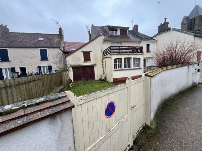 IMMEUBLE DE RAPPORT A VENDRE - JOUY LE CHATEL - 193 m2 - 210000€