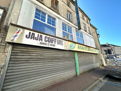IMMEUBLE DE RAPPORT A VENDRE - LA FERTE GAUCHER - 500 m2 - 338000€