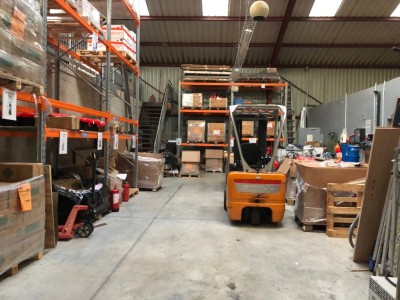 LOCAL D ACTIVITE A LOUER - AMILLIS - 561 m2 - 3�700�&euro; HC et HT par mois