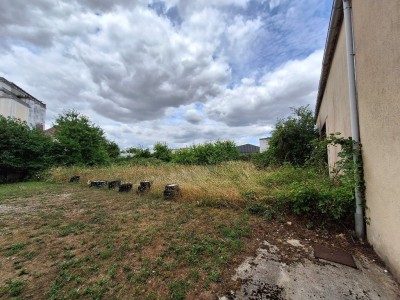 LOCAL D ACTIVITE A LOUER - ROZAY EN BRIE - 271.6 m2 - 1413€ HC et HT par mois