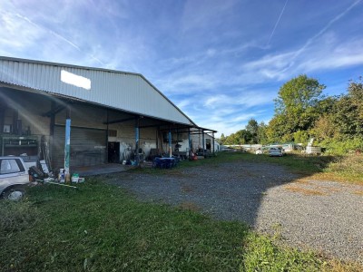 LOCAL INDUSTRIEL A VENDRE - LA FERTE GAUCHER - 1200 m2 - 346000 € 