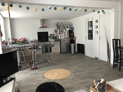 MAISON A LOUER - CHENOISE - 62 m2 - 875 &euro; charges comprises par mois