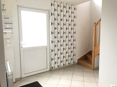 MAISON A LOUER - CHOISY EN BRIE - 105.11 m2 - 1 045 € charges comprises par mois