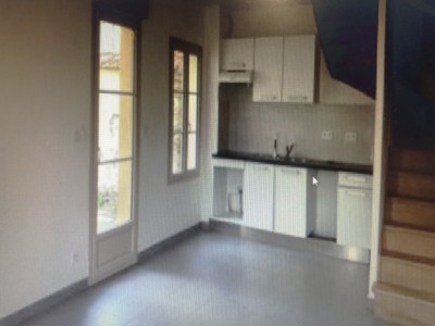 MAISON A LOUER - FONTENAY TRESIGNY - 57.7 m2 - 991�&euro; charges comprises par mois