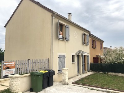 MAISON A LOUER - LA FERTE GAUCHER - 89.85 m2 - 850€ charges comprises par mois