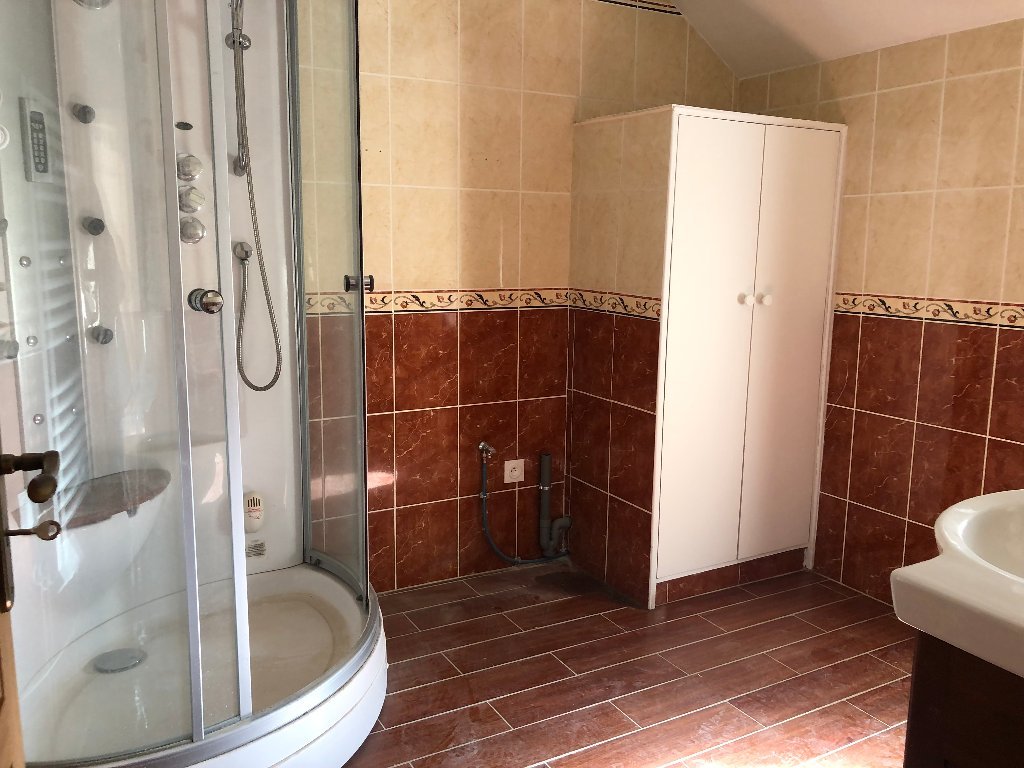 MAISON A LOUER - LE PLESSIS FEU AUSSOUX - 98.97 m2 - 1 145 &euro; charges comprises par mois
