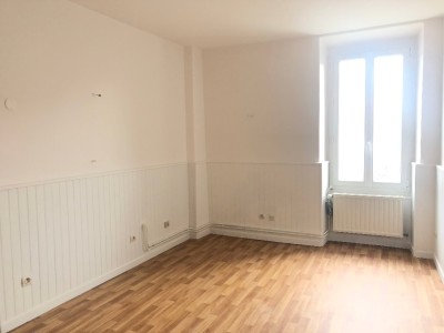 Maison de ville A LOUER - LA CHAPELLE GAUTHIER - 90.68 m2 - 890 € charges comprises par mois