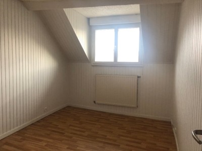 Maison de ville A LOUER - LA CHAPELLE GAUTHIER - 90.68 m2 - 890 € charges comprises par mois