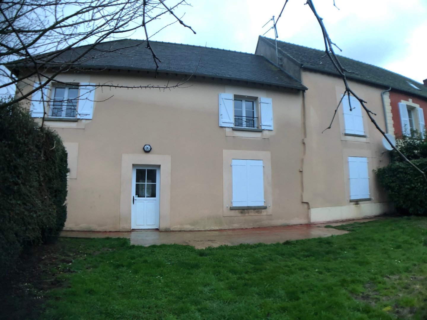 MAISON A LOUER - MORMANT - 178.64 m2 - 1 300 &euro; charges comprises par mois