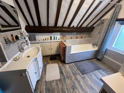 MAISON A VENDRE - AUGERS EN BRIE - 174.44 m2 - 365�000�&euro;