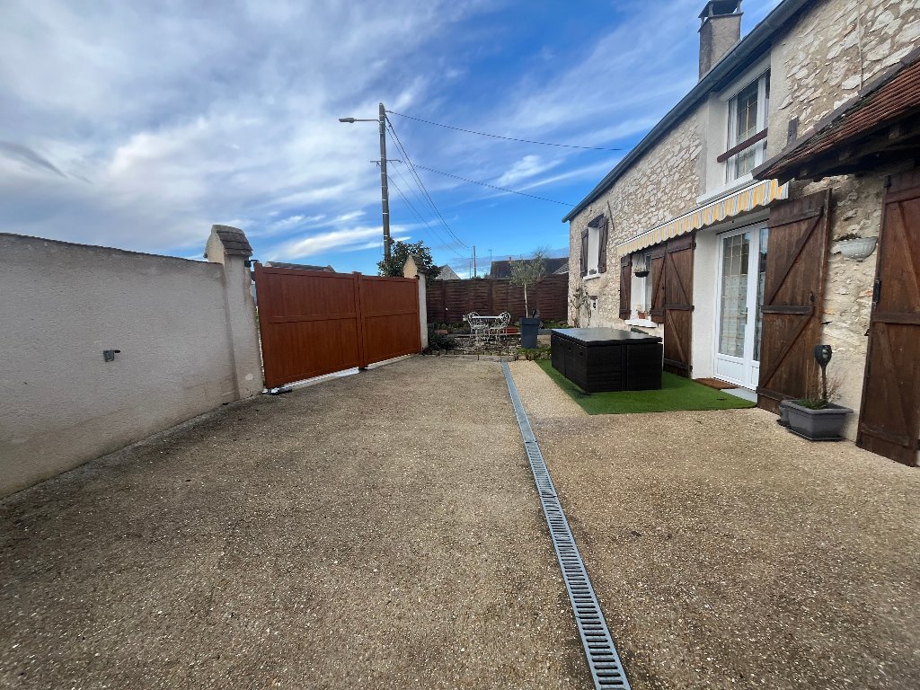 MAISON A VENDRE - AUGERS EN BRIE - 174.44 m2 - 365�000�&euro;