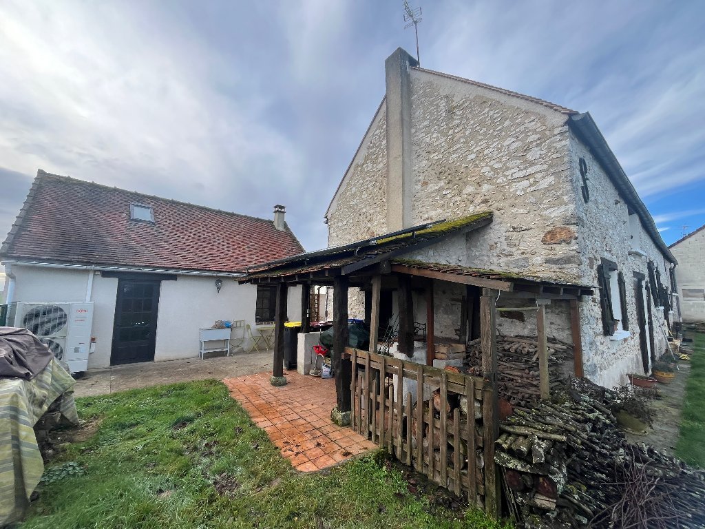 MAISON A VENDRE - AUGERS EN BRIE - 174.44 m2 - 365�000�&euro;
