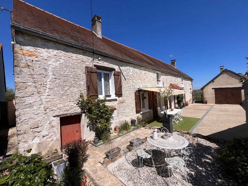 MAISON A VENDRE - AUGERS EN BRIE - 174.44 m2 - 319 000 &euro;