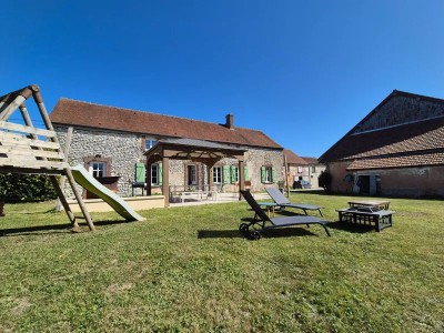 MAISON A VENDRE - BANNOST VILLEGAGNON - 231.9 m2 - 499 900 €