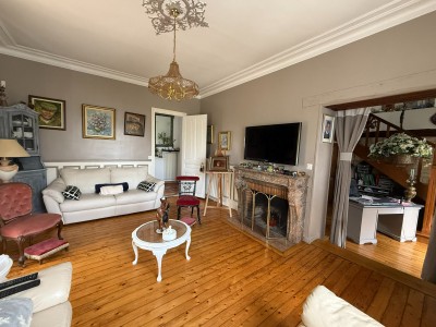 Maison Briarde Rurale A VENDRE - BERNAY VILBERT Centre du village - 200 m2 - 480 000 €