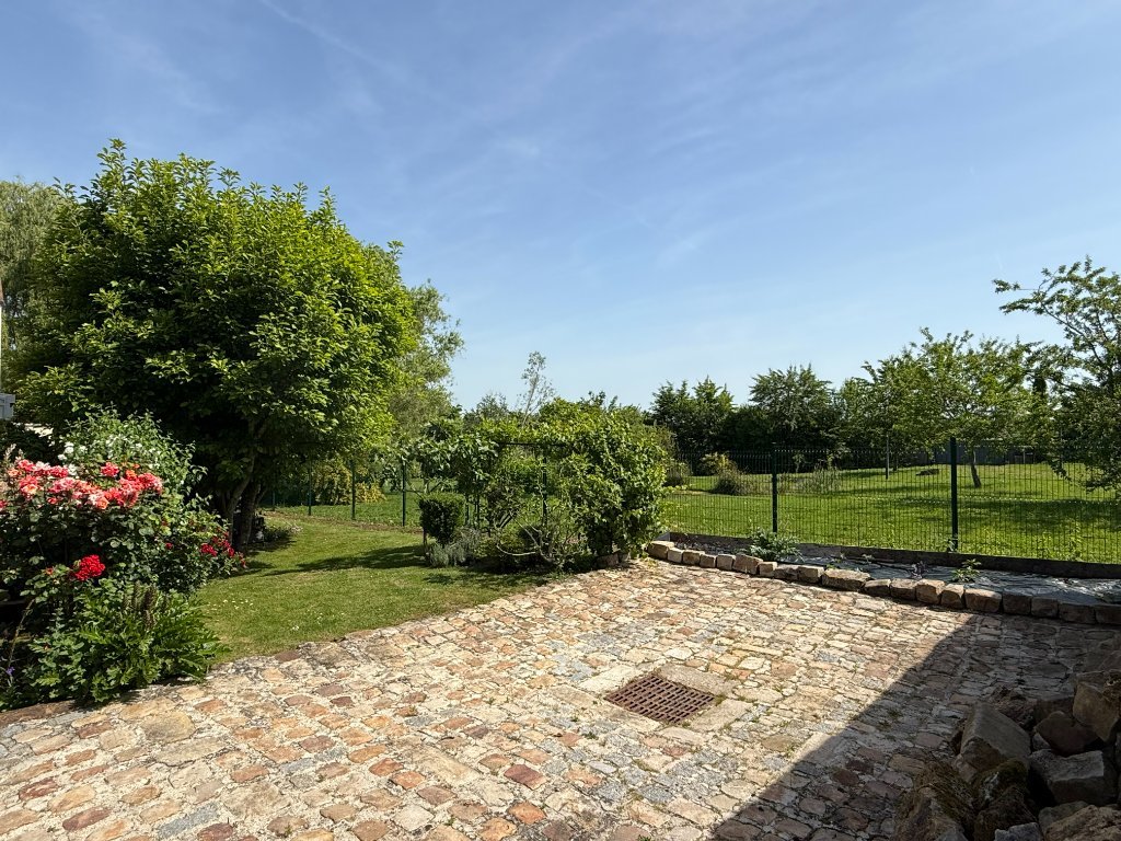 Maison Briarde Rurale A VENDRE - BERNAY VILBERT Centre du village - 200 m2 - 480 000 &euro;