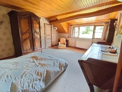 MAISON A VENDRE - BERNAY VILBERT - 197 m2 - 376000€