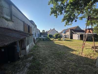 MAISON - BETON BAZOCHES HAMEAU DE FORTAIL - 158 m2 - VENDU