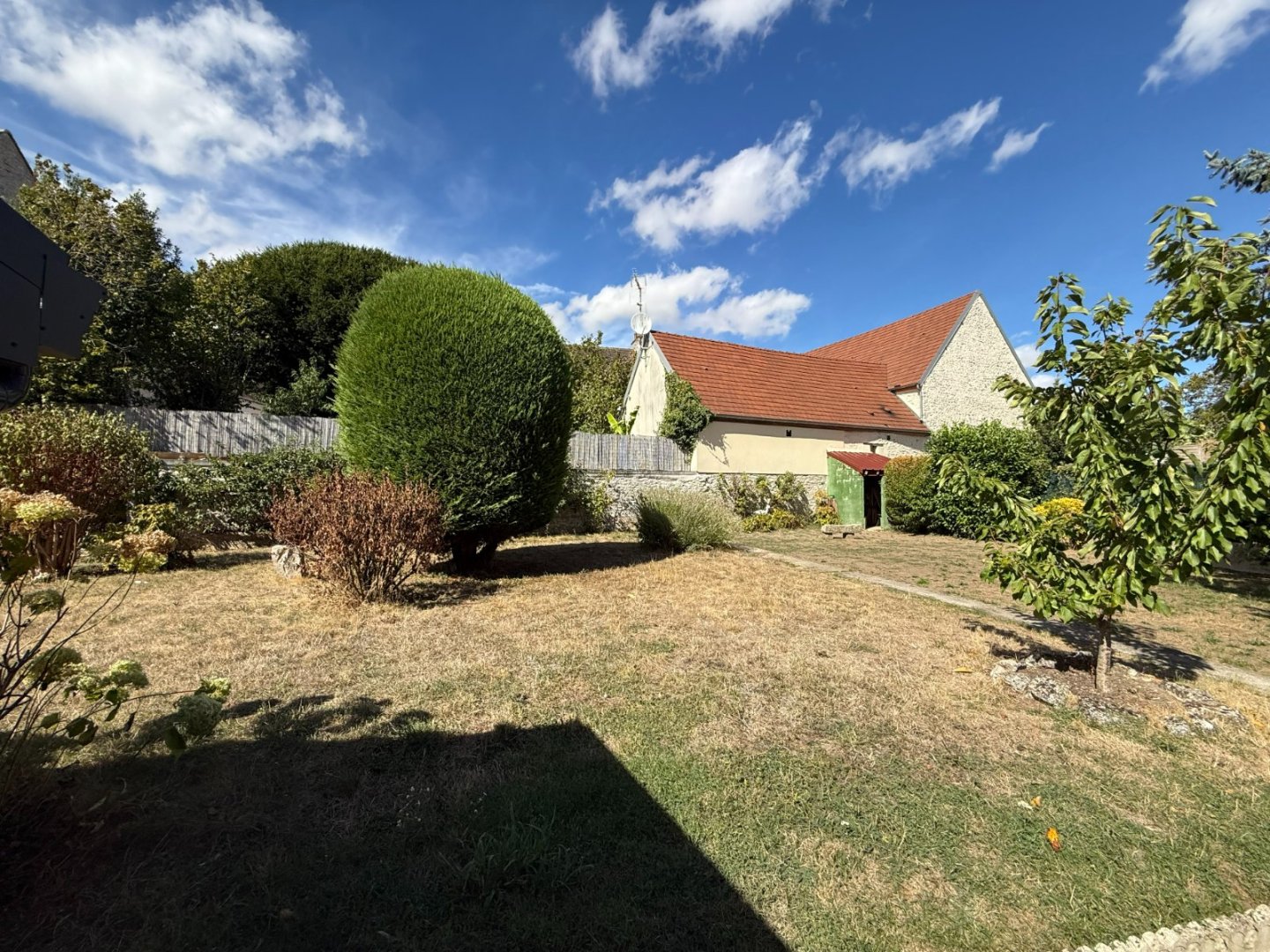 Maison Briarde - CHENOISE centre du village - 130 m2 - VENDU