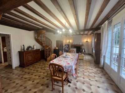 MAISON - CHENOISE - 153.15 m2 - VENDU