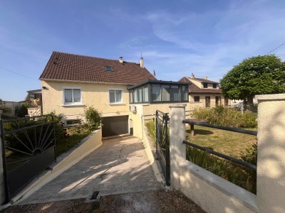 MAISON A VENDRE - CLOS FONTAINE - 145 m2 - 325 000 €
