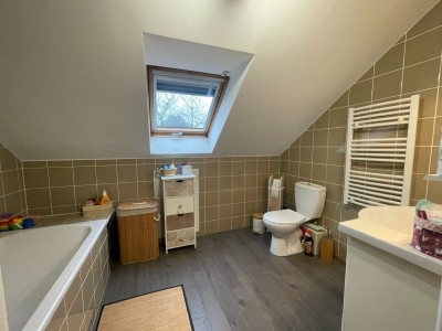 Maison traditionnelle A VENDRE - COURPALAY - 115 m2 - 345000€