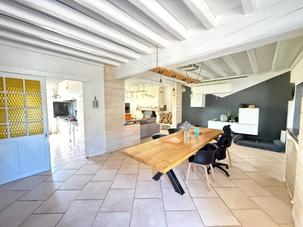 Maison briarde avec piscine - COURPALAY - 176 m2 - VENDU