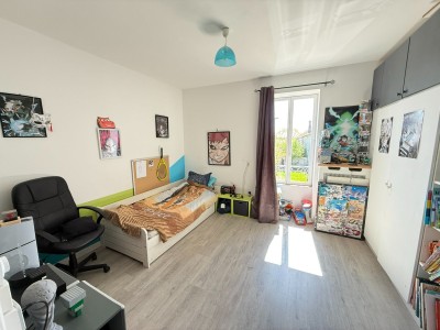 Maison briarde avec piscine - COURPALAY - 176 m2 - VENDU