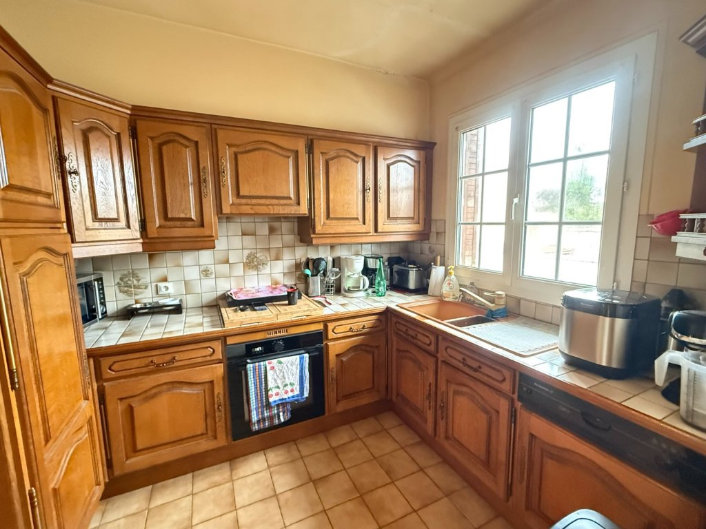 Maison divis�e en deux logements lou� A VENDRE - FAREMOUTIERS - 130 m2 - 243�000�&euro;