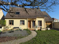 MAISON TRADITIONNELLE A VENDRE - FONTENAY TRESIGNY - 125.84 m2 - 339 000 &euro;