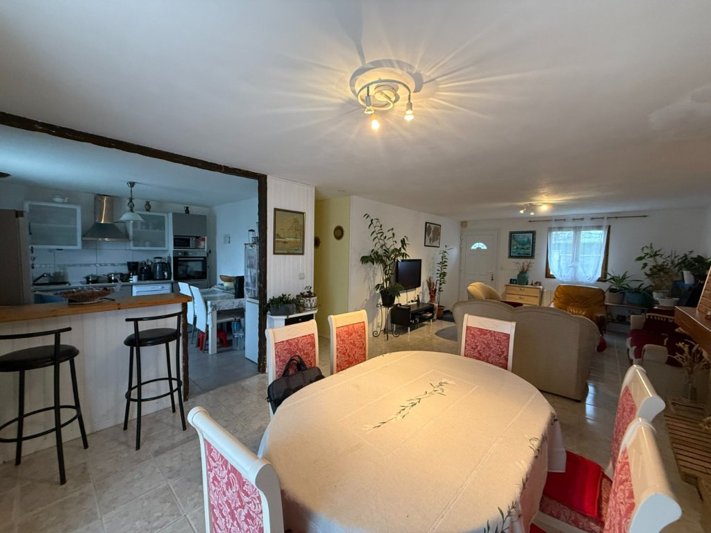 maison traditionnelle de Plain Pied A VENDRE - GRANDPUITS BAILLY CARROIS - 90 m2 - 254�000�&euro;